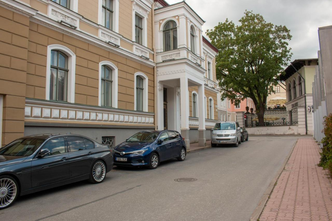 Bohemian Hideout, Old Town, Tartu Home Exterior foto